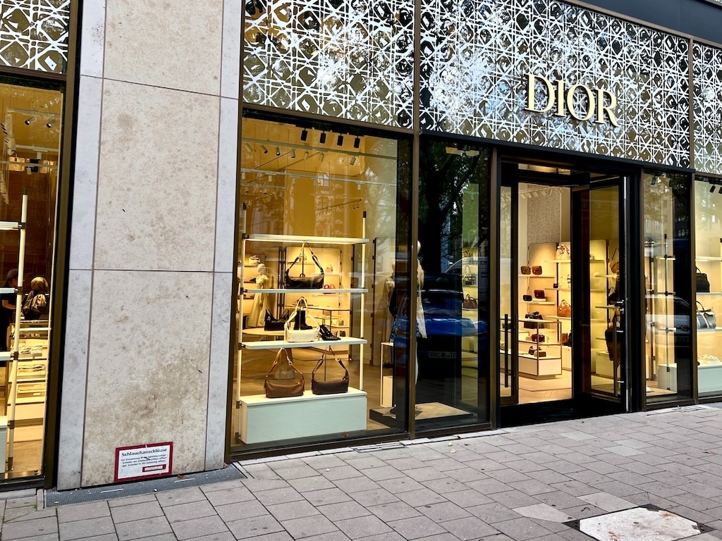 Dior